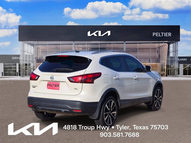 Used 2018 Nissan Rogue Sport SL w/ SL Premium Package FWD image 6