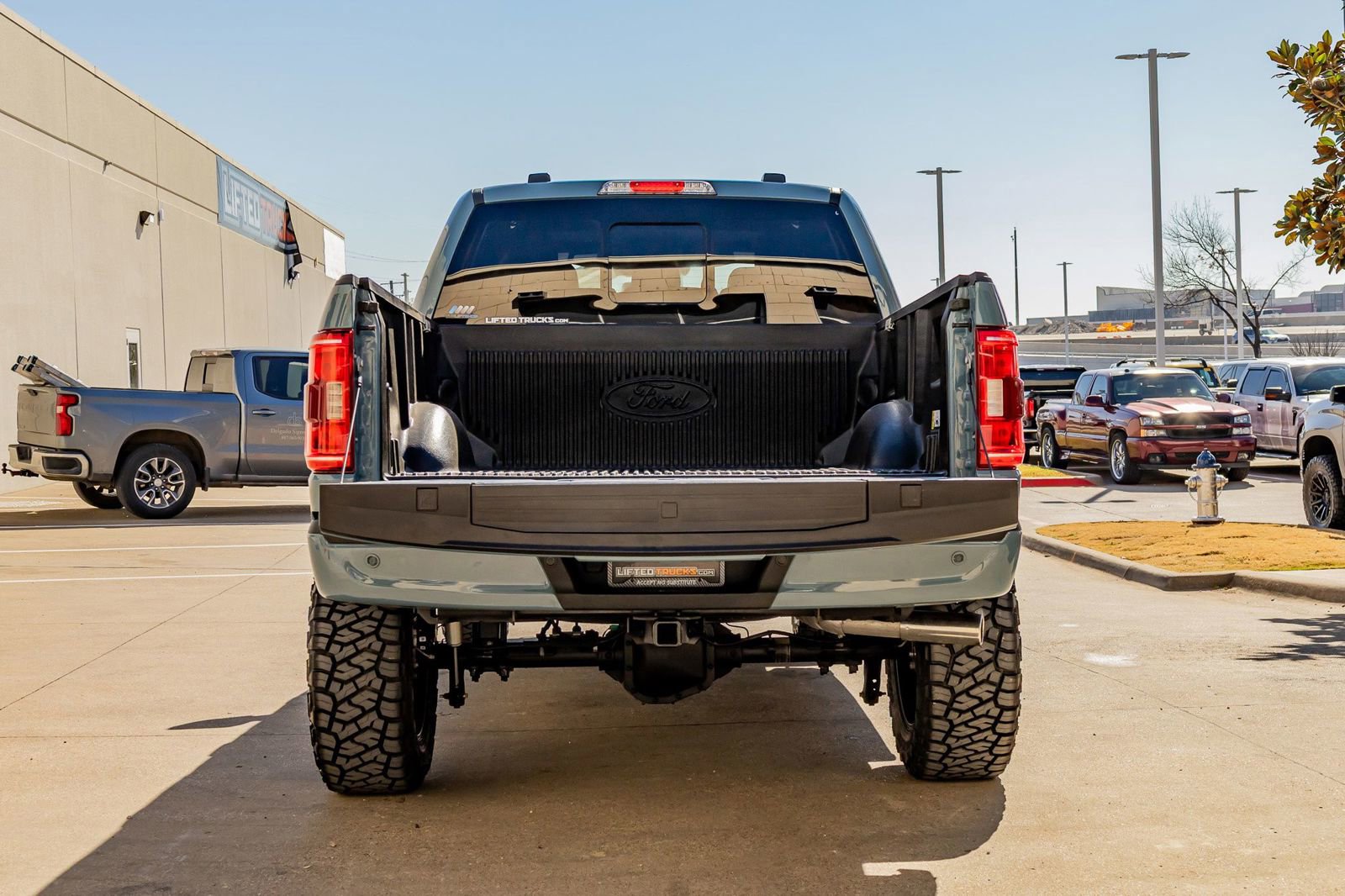 Used 2023 Ford F150 XLT w/ Equipment Group 302A High image 9