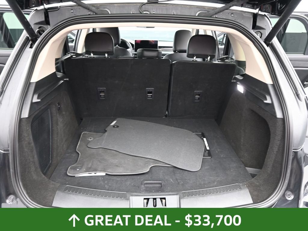 Used 2024 Lincoln Corsair Reserve image 54