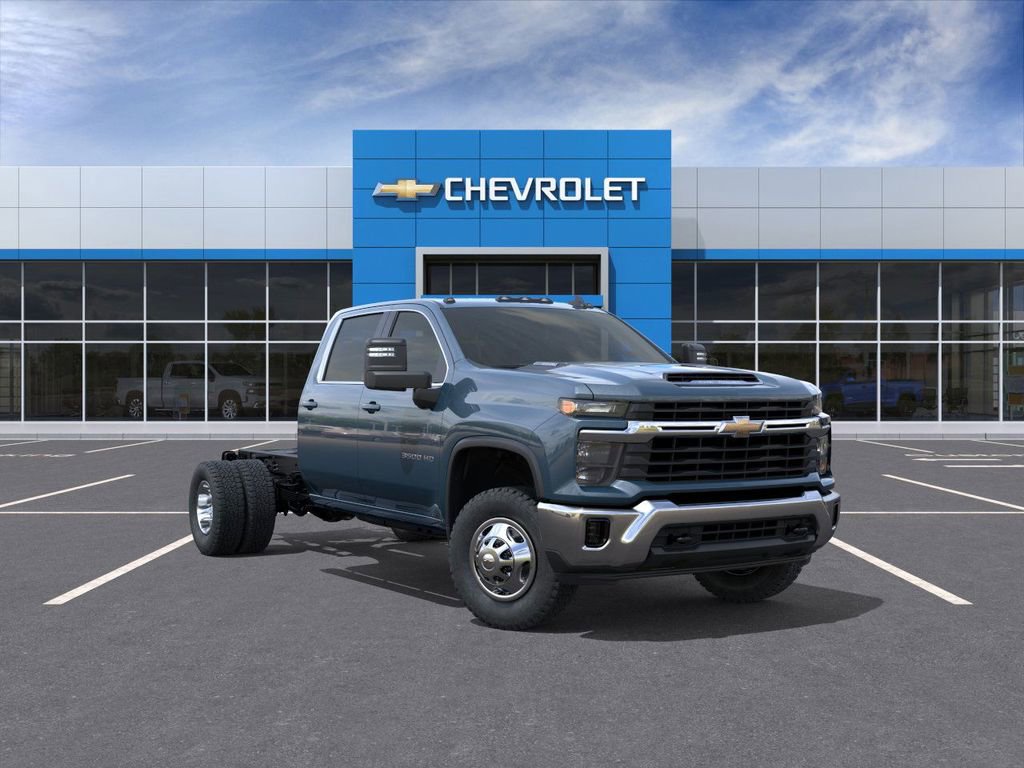 New 2026 Chevrolet Silverado 3500 LT w/ Convenience Package
