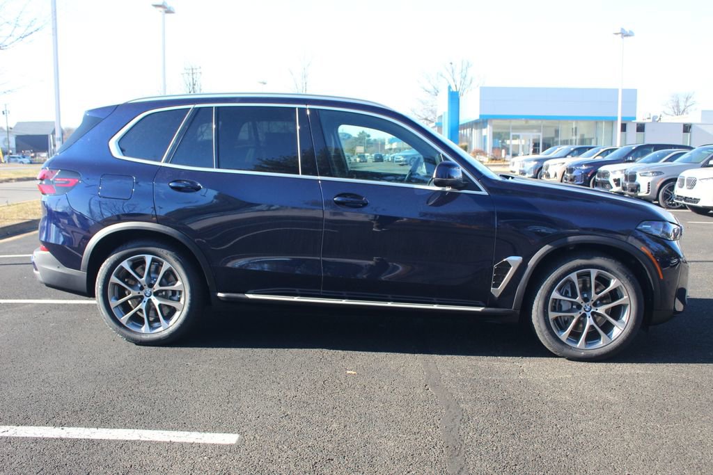 New 2026 BMW X5 xDrive50e w/ Executive Package image 10