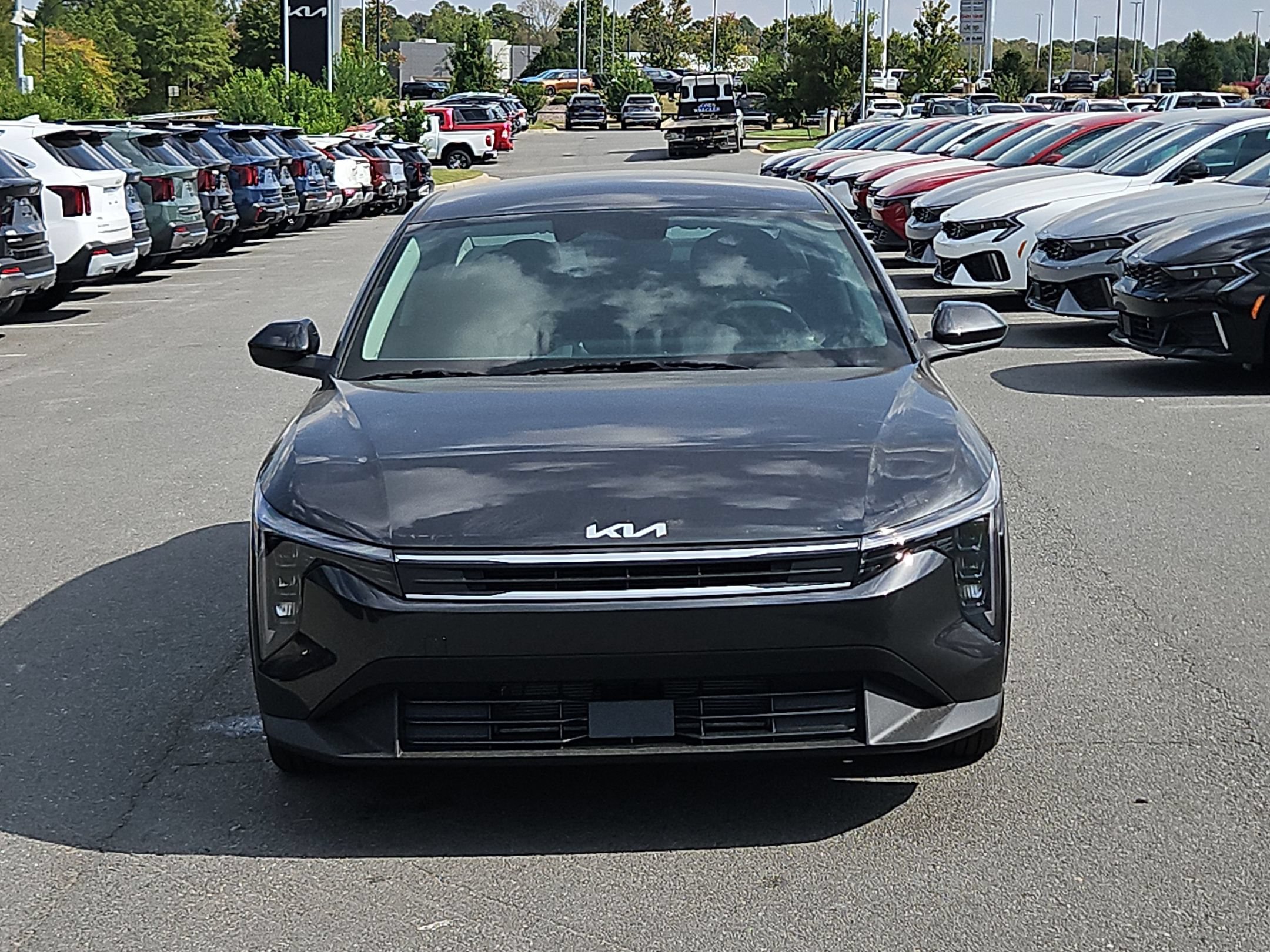 New 2026 Kia K4 FWD image 2