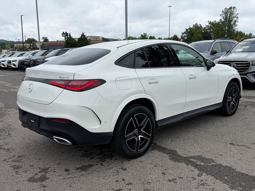 Used 2025 Mercedes-Benz GLC 300 4MATIC image 3
