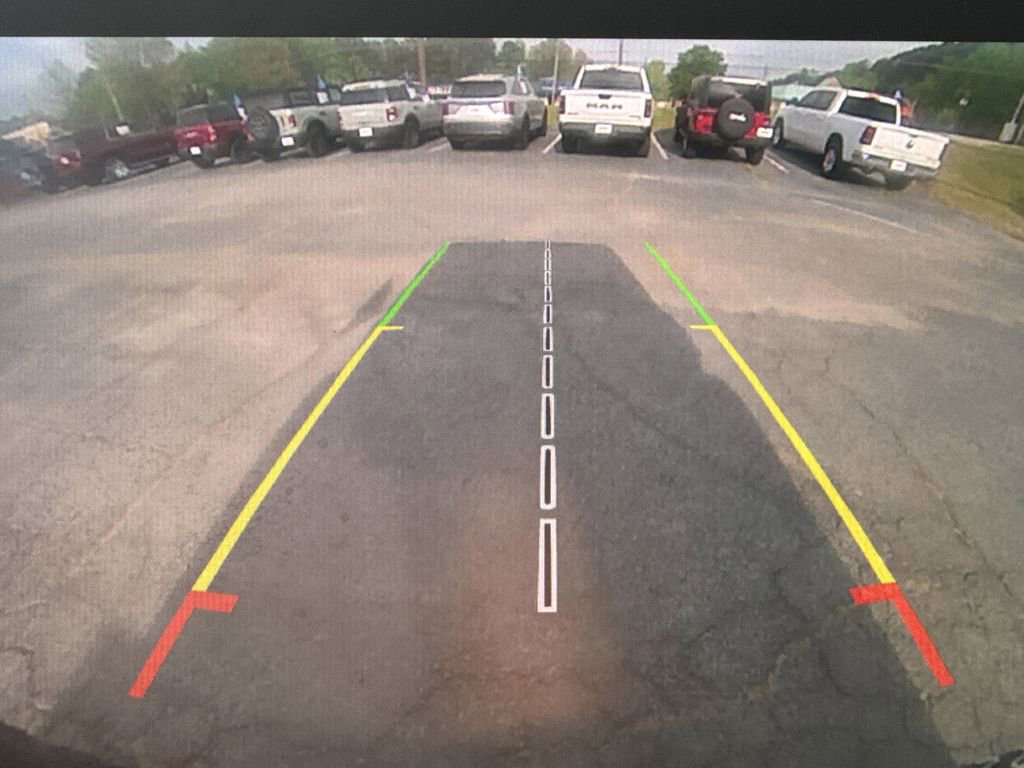 Used 2019 Jeep Wrangler Unlimited Sahara image 29