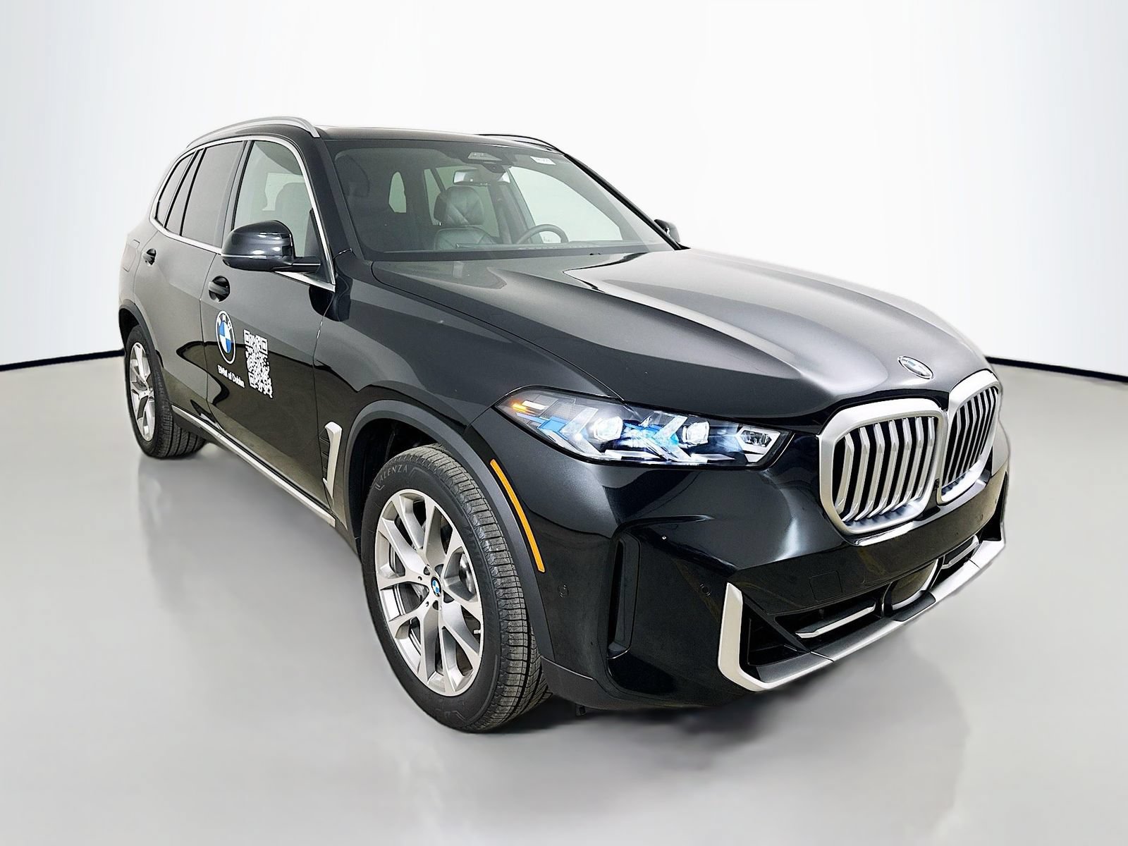 New 2026 BMW X5 xDrive40i w/ Climate Comfort Package AWD/4WD image 3
