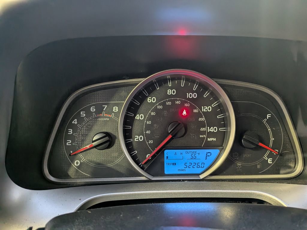 Used 2015 Toyota RAV4 LE image 15