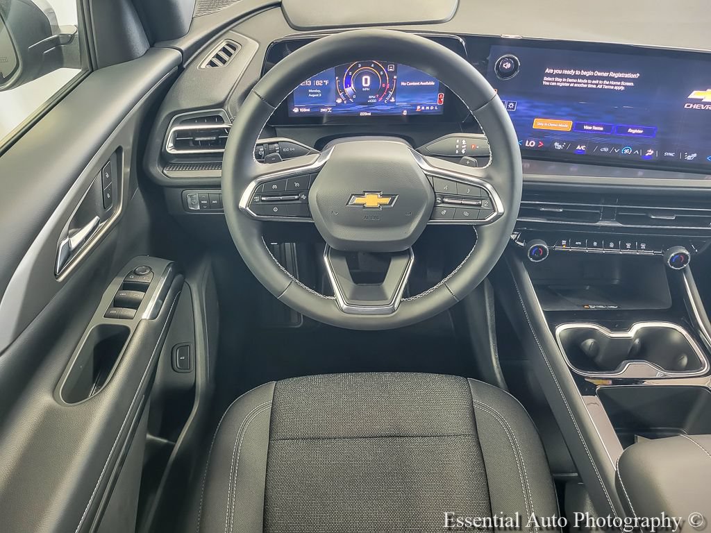 New 2026 Chevrolet Traverse LT w/ Driver Confidence Package AWD/4WD image 11