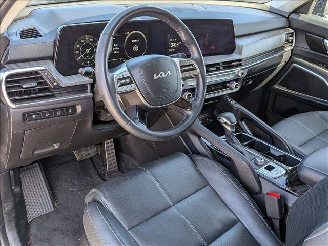 Used 2024 Kia Telluride SX w/ Towing Package FWD image 9