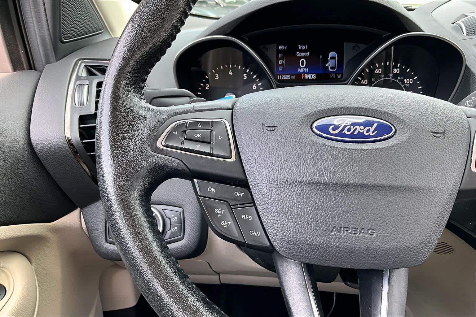 Used 2017 Ford Escape Titanium FWD image 21