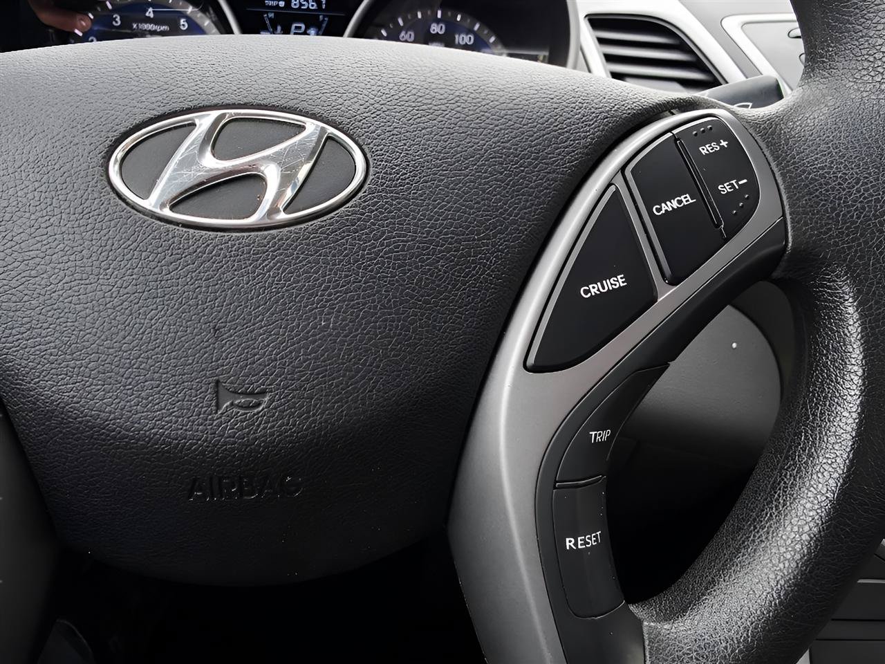 Used 2016 Hyundai Elantra SE FWD image 22