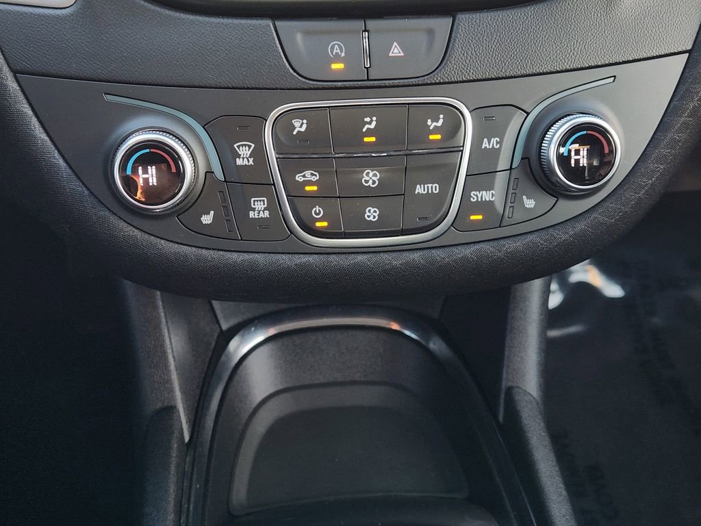 Used 2024 Chevrolet Malibu LT image 21