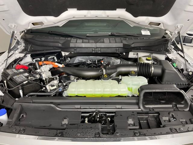 New 2025 Ford F150 Lariat w/ Equipment Group 501A Mid image 9