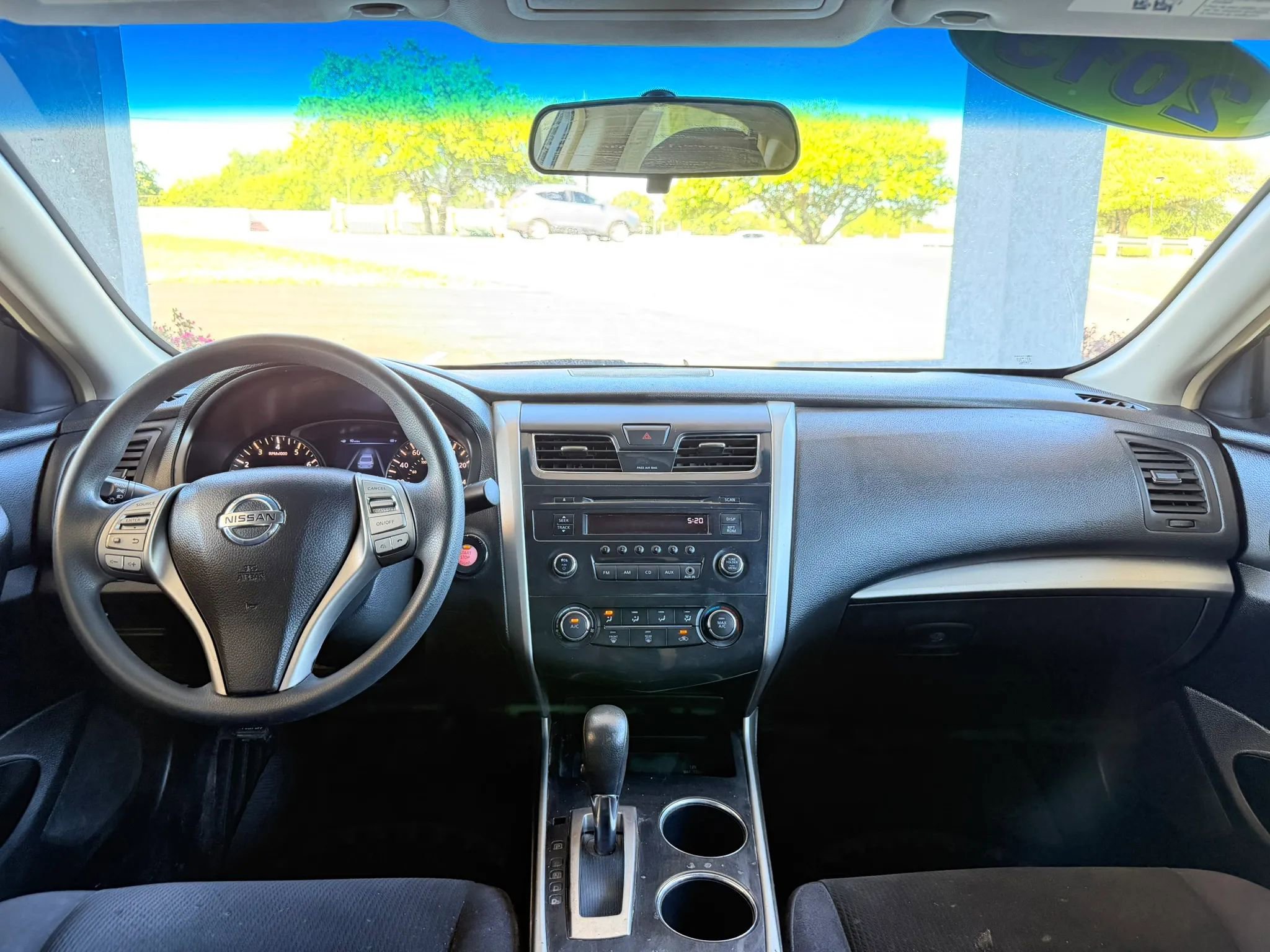 Used 2013 Nissan Altima 2.5 S FWD image 9