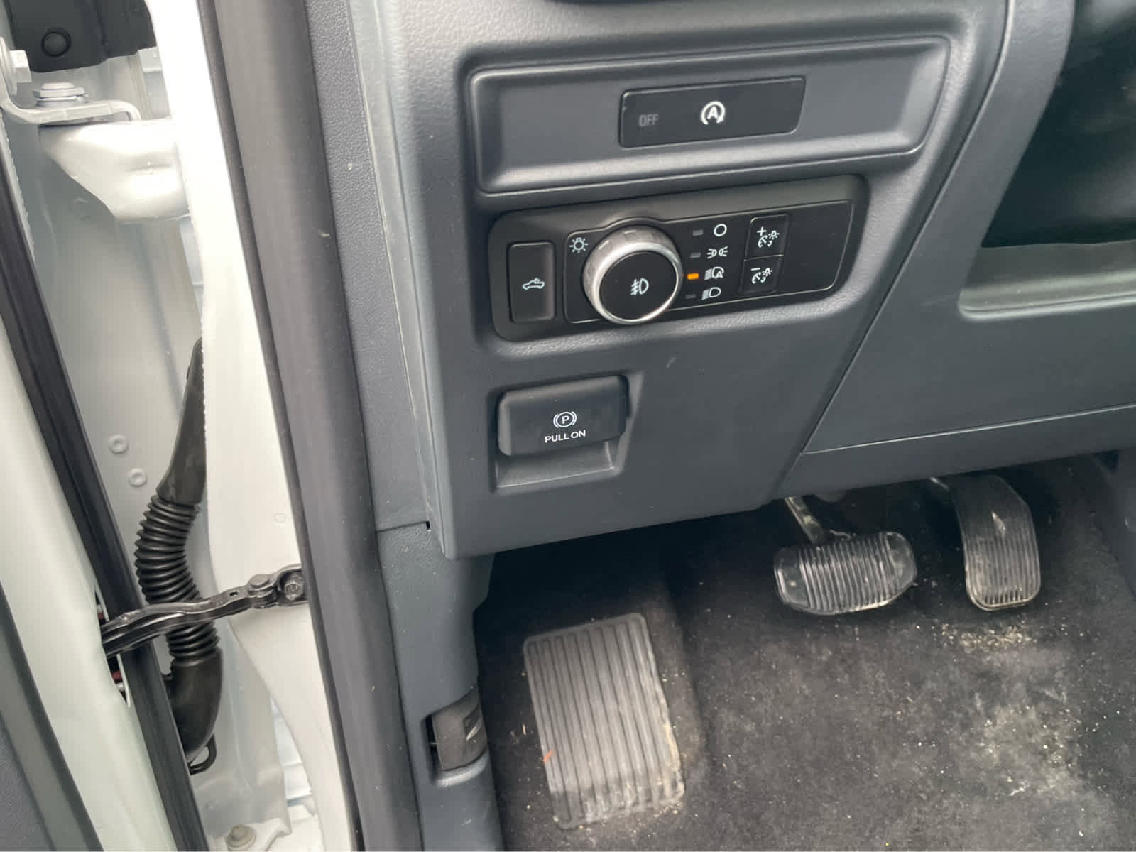 Used 2025 Ford F150 STX w/ Equipment Group 200A image 14