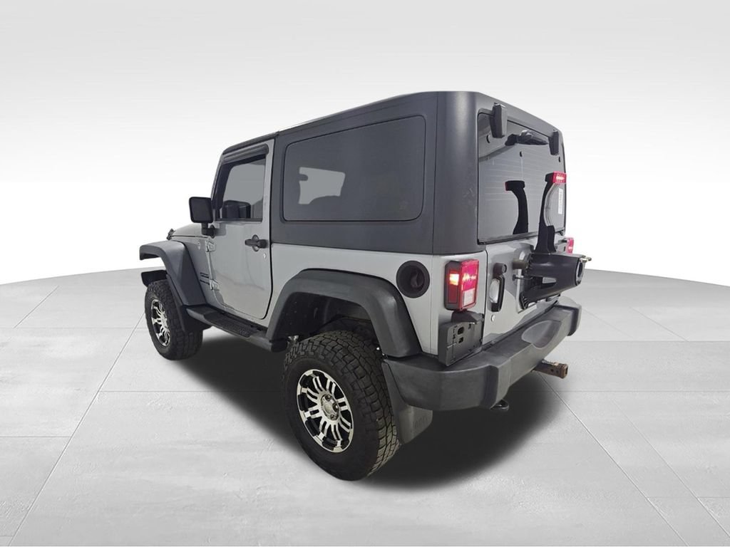 Used 2018 Jeep Wrangler Sport AWD/4WD image 5