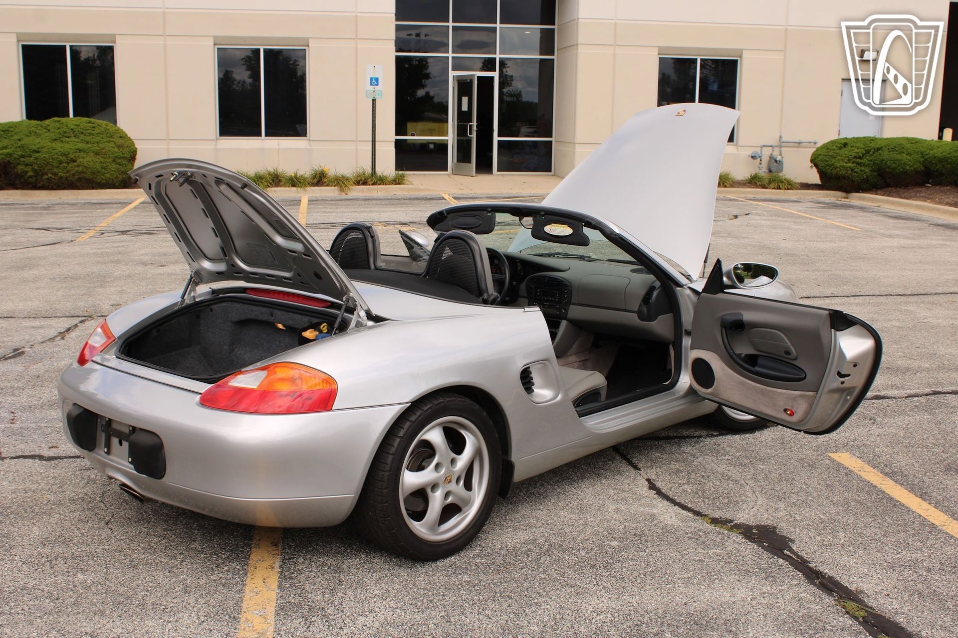Used 1998 Porsche Boxster image 2