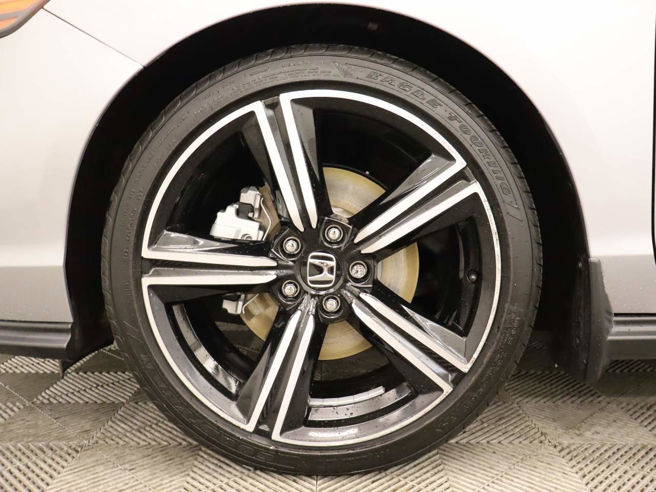 Used 2023 Honda Accord Sport image 6