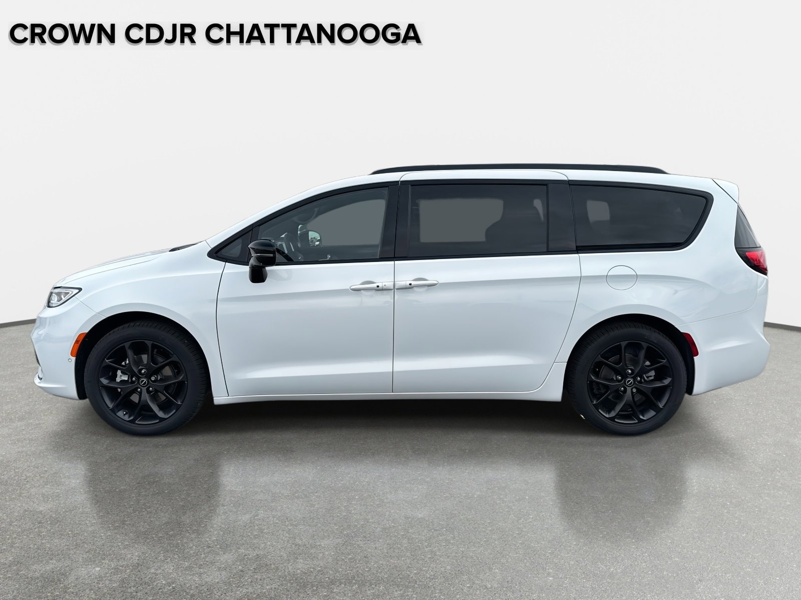 New 2026 Chrysler Pacifica Select image 7