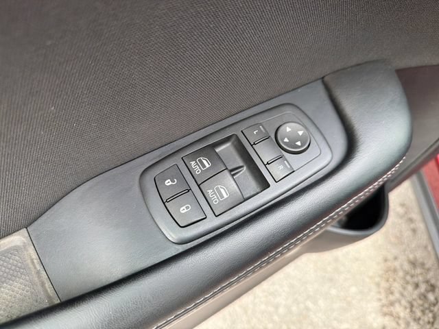 Used 2017 Dodge Challenger R/T RWD image 17
