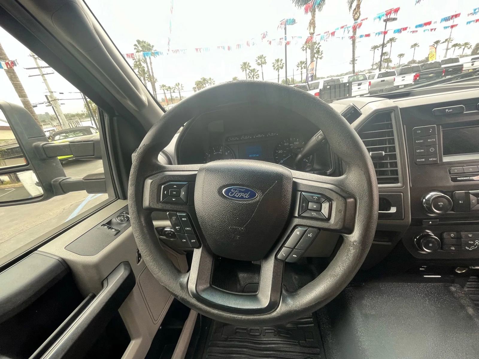 Used 2017 Ford F350 XL w/ Power Equipment Group RWD image 13