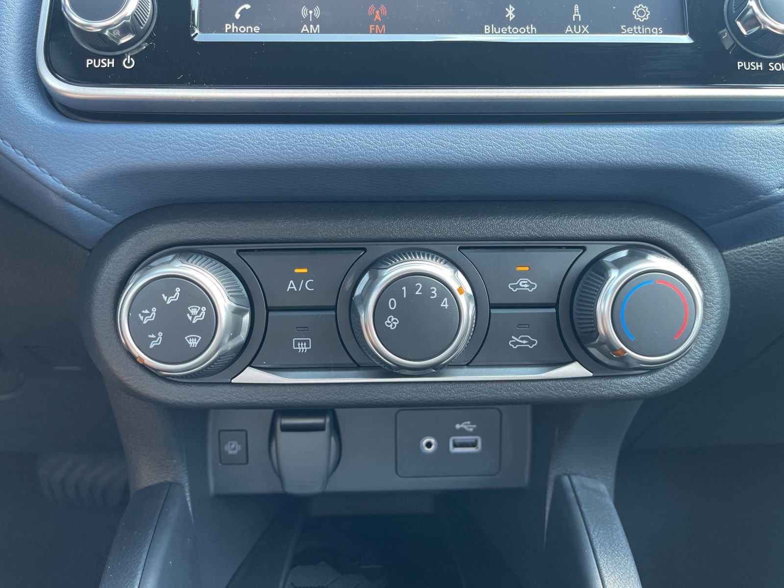 New 2025 Nissan Versa SV w/ Trunk Package image 21