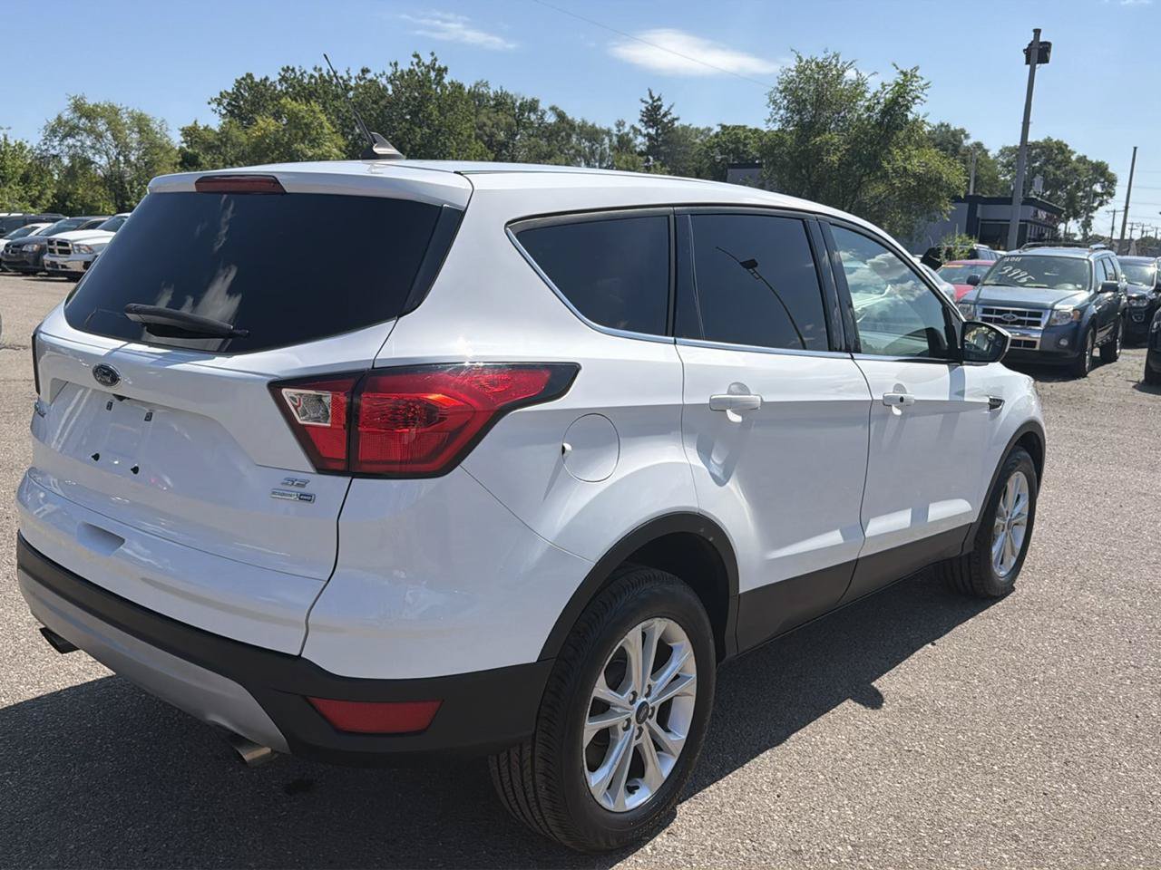 Used 2019 Ford Escape SE AWD/4WD image 10