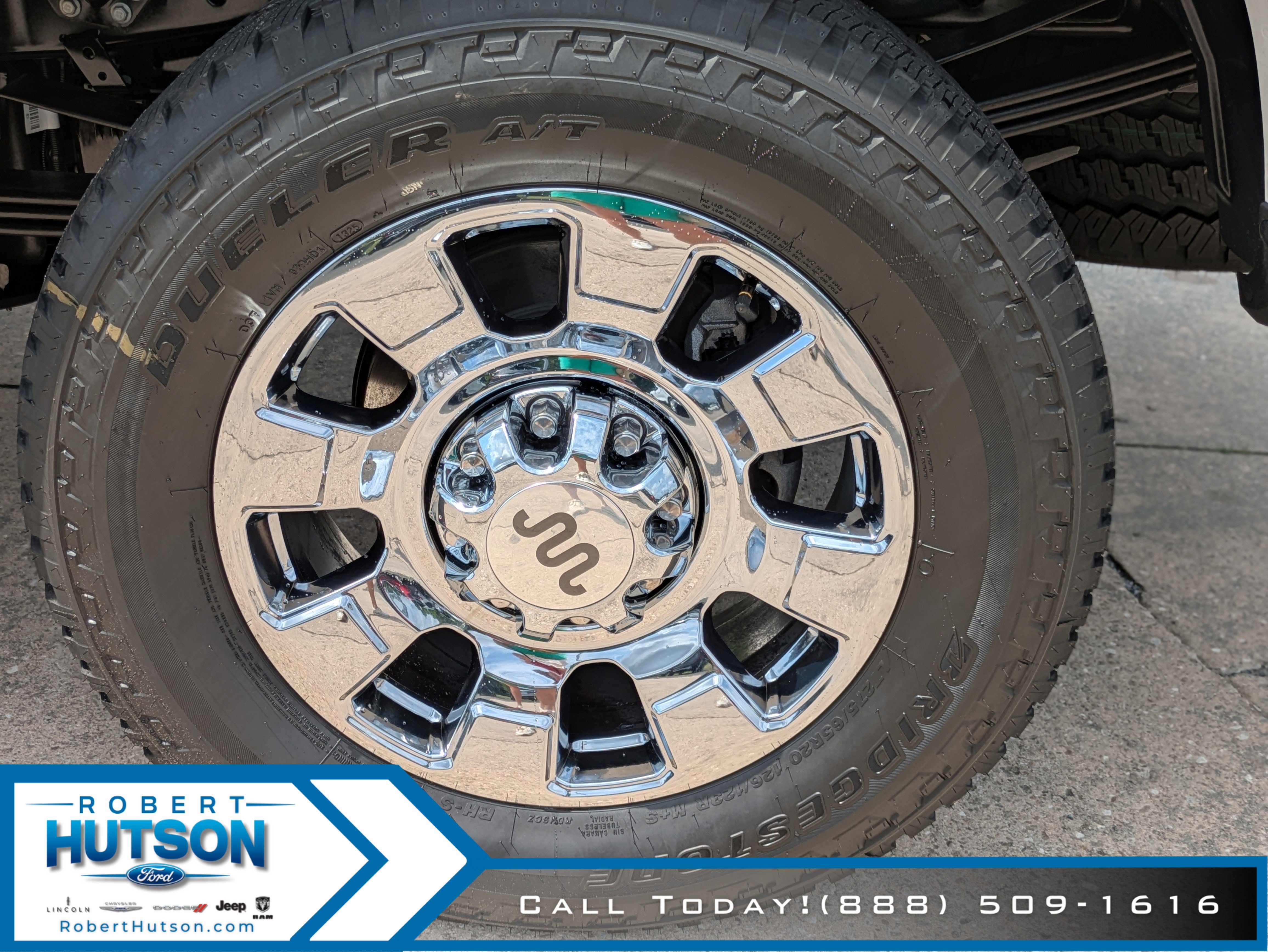 New 2025 Ford F350 King Ranch w/ Chrome Package image 9