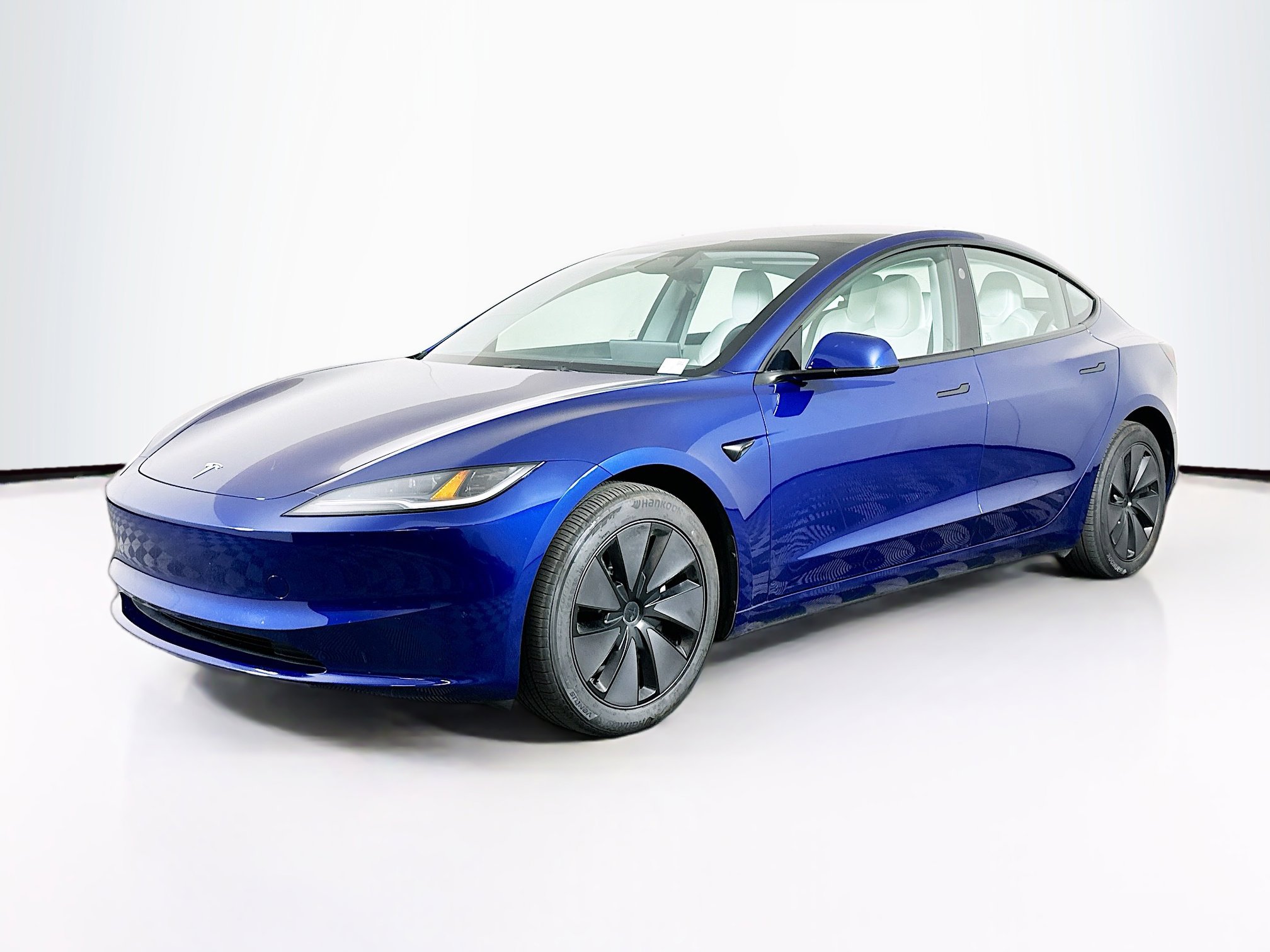 Used 2025 Tesla Model 3 Long Range RWD image 3