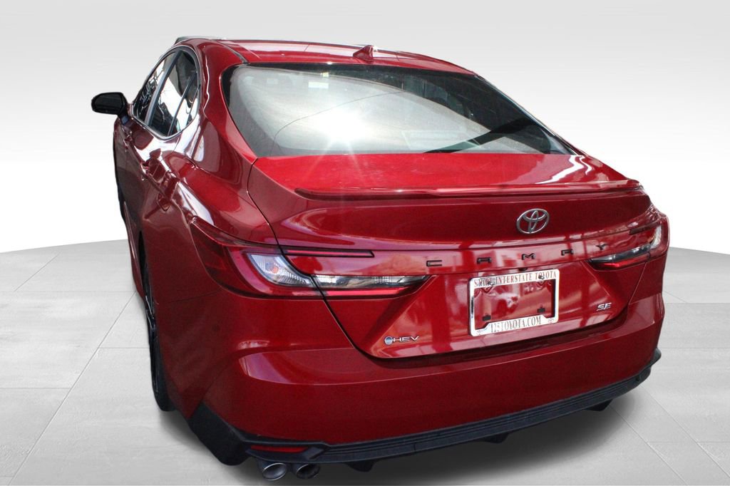Used 2025 Toyota Camry SE FWD image 15