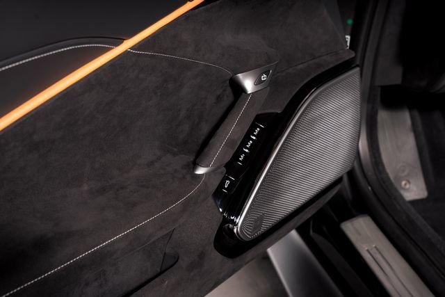 Certified 2026 Ferrari Roma Spider RWD image 57