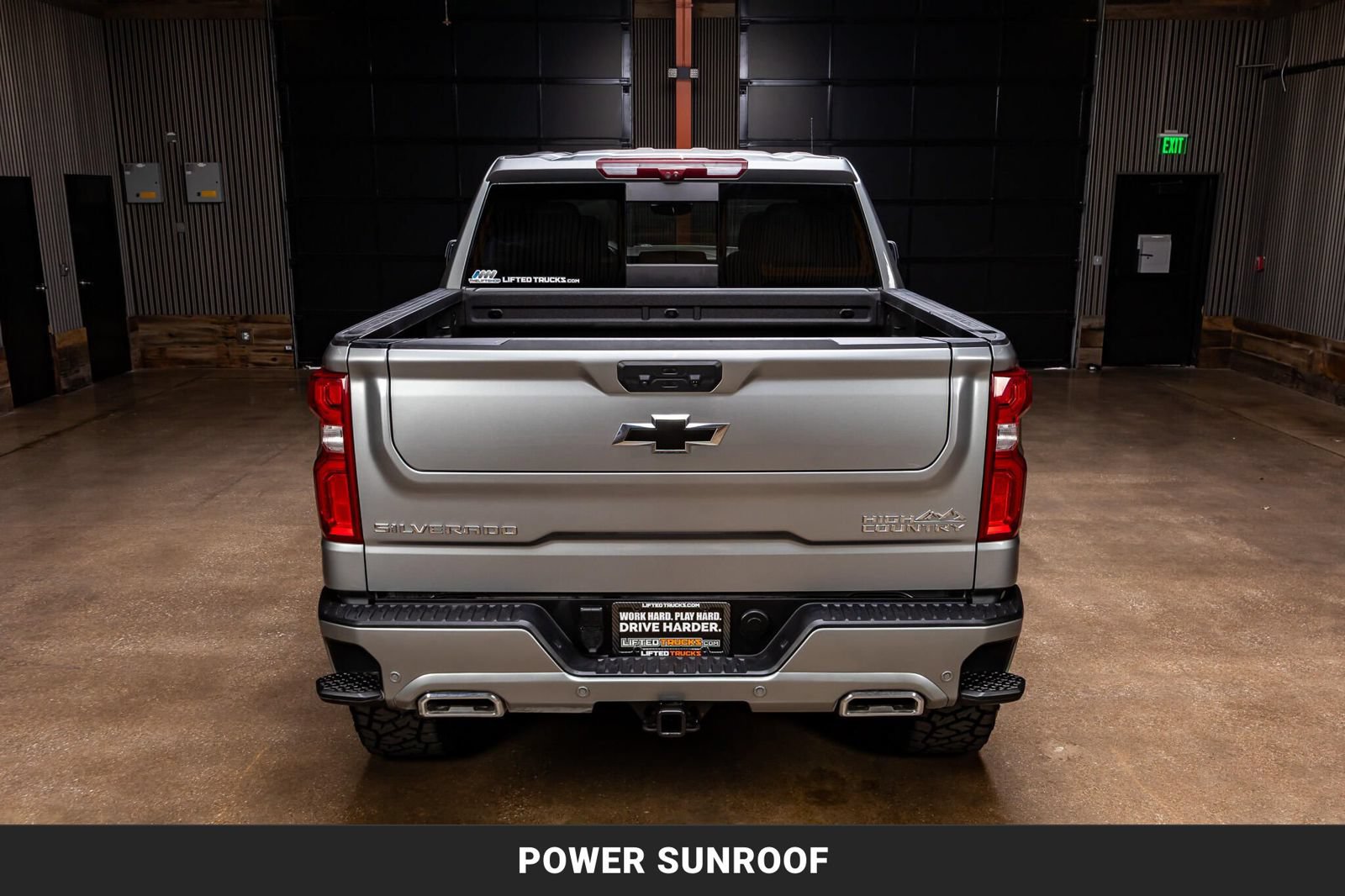 Used 2025 Chevrolet Silverado 1500 High Country AWD/4WD image 8