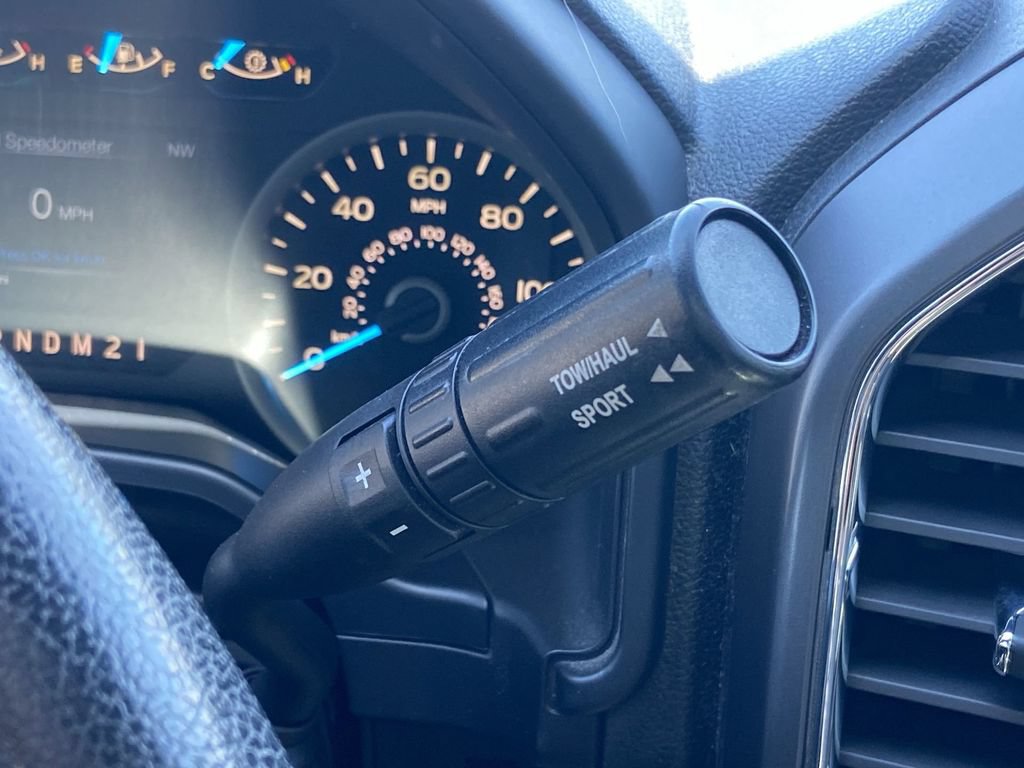 Used 2016 Ford F150 XLT w/ Equipment Group 302A Luxury AWD/4WD image 12