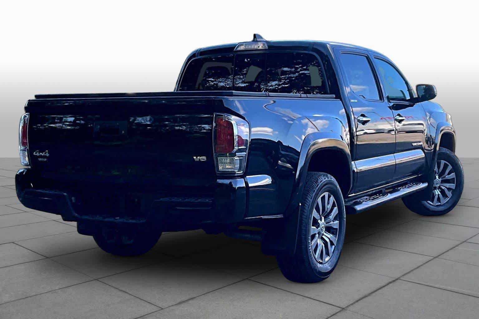 Used 2021 Toyota Tacoma Limited AWD/4WD image 13