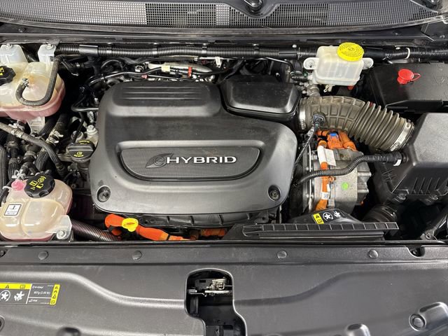Used 2020 Chrysler Pacifica Limited w/ Advanced Safetytec Group FWD image 28