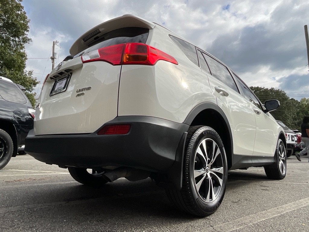 Used 2015 Toyota RAV4 Limited image 45