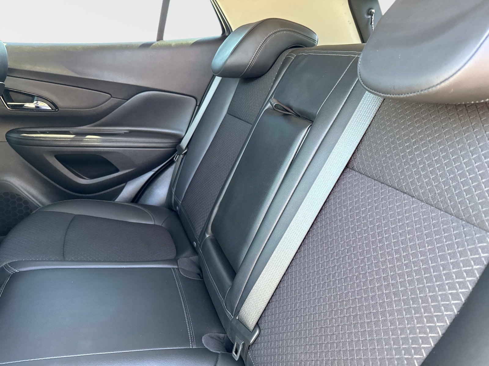 Used 2019 Buick Encore Preferred w/ Safety Package image 14