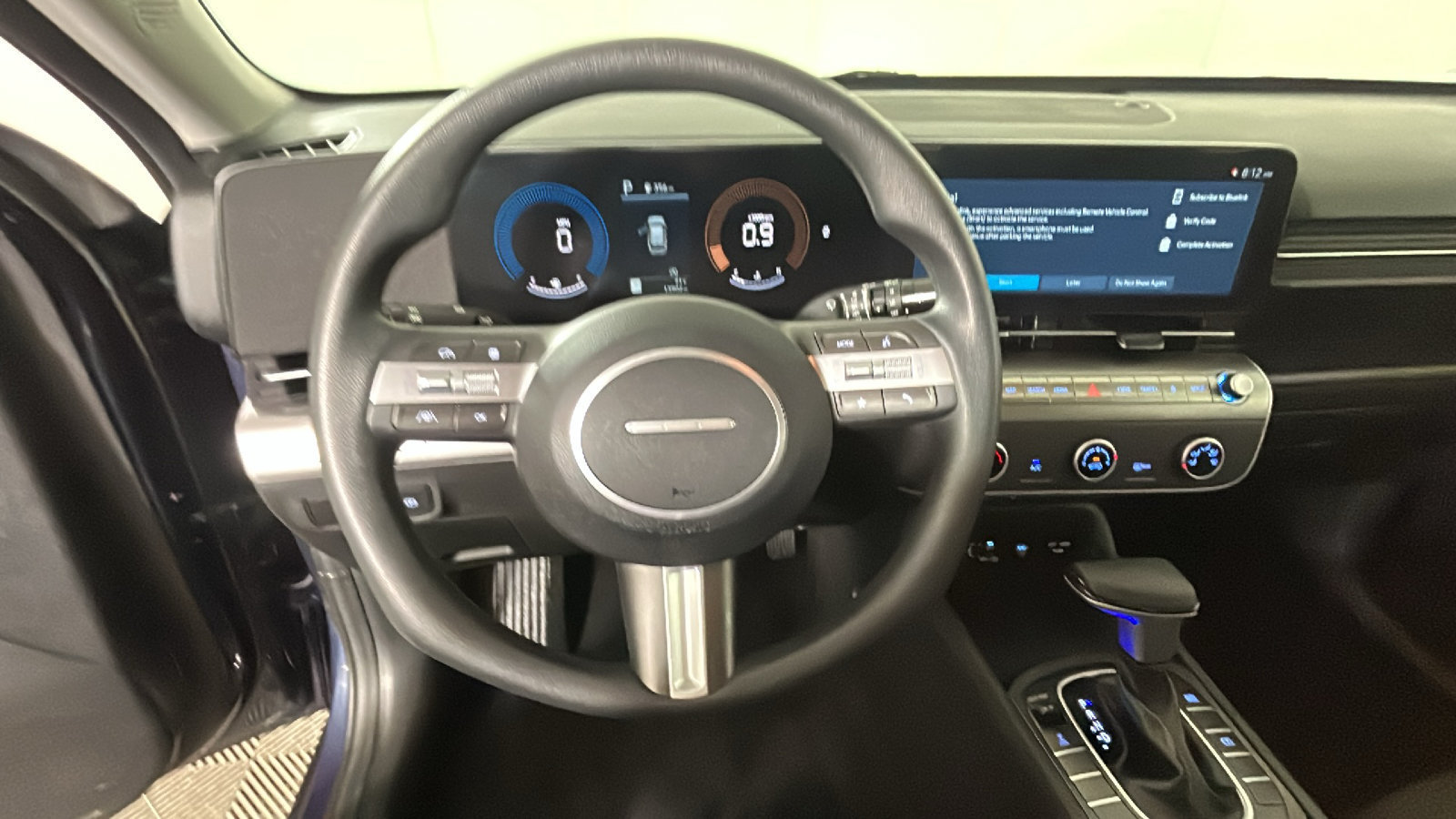Certified 2025 Hyundai Kona SE AWD/4WD image 17