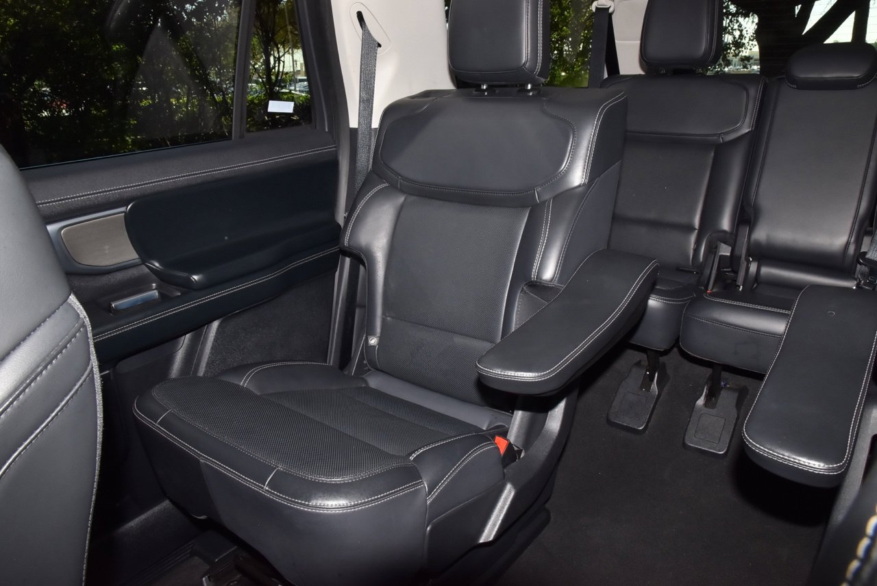 Used 2025 Ford Expedition Max Platinum AWD/4WD image 20