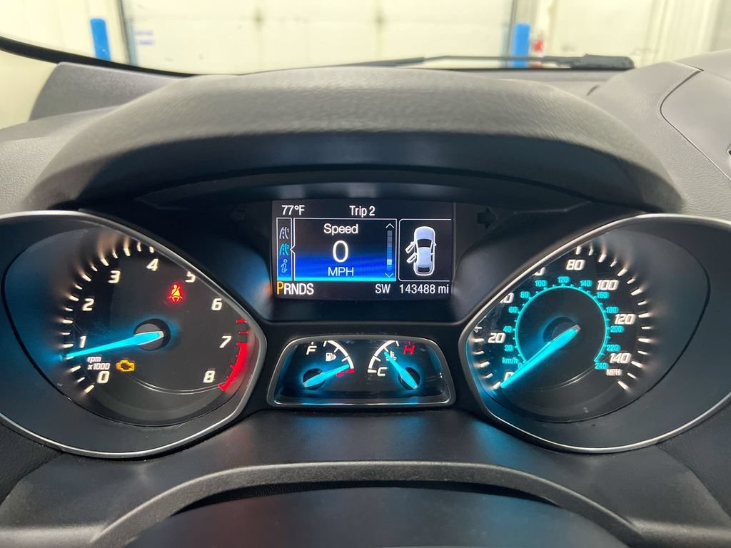 Used 2016 Ford Escape SE w/ SE Leather Comfort Package AWD/4WD image 12