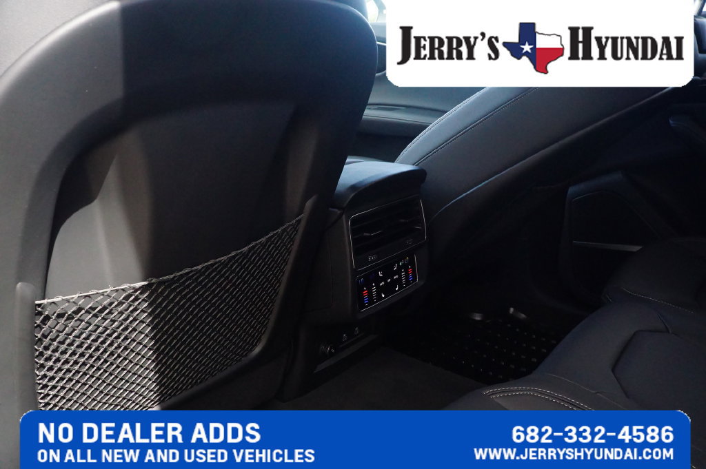 Used 2025 Audi Q8 Premium Plus AWD/4WD image 26