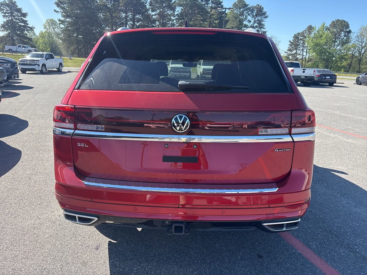 Used 2024 Volkswagen Atlas SEL Premium R-Line image 6