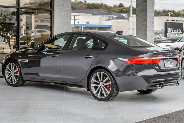 Used 2018 Jaguar XF S image 7