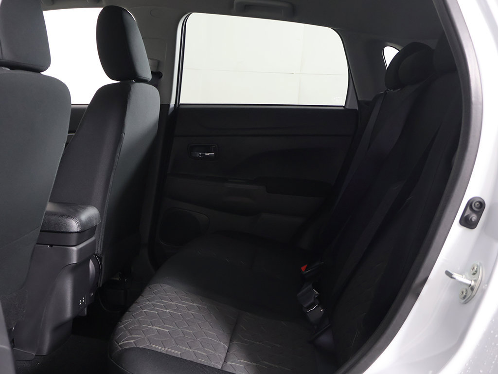 New 2027 Mitsubishi Outlander Sport LE FWD image 25