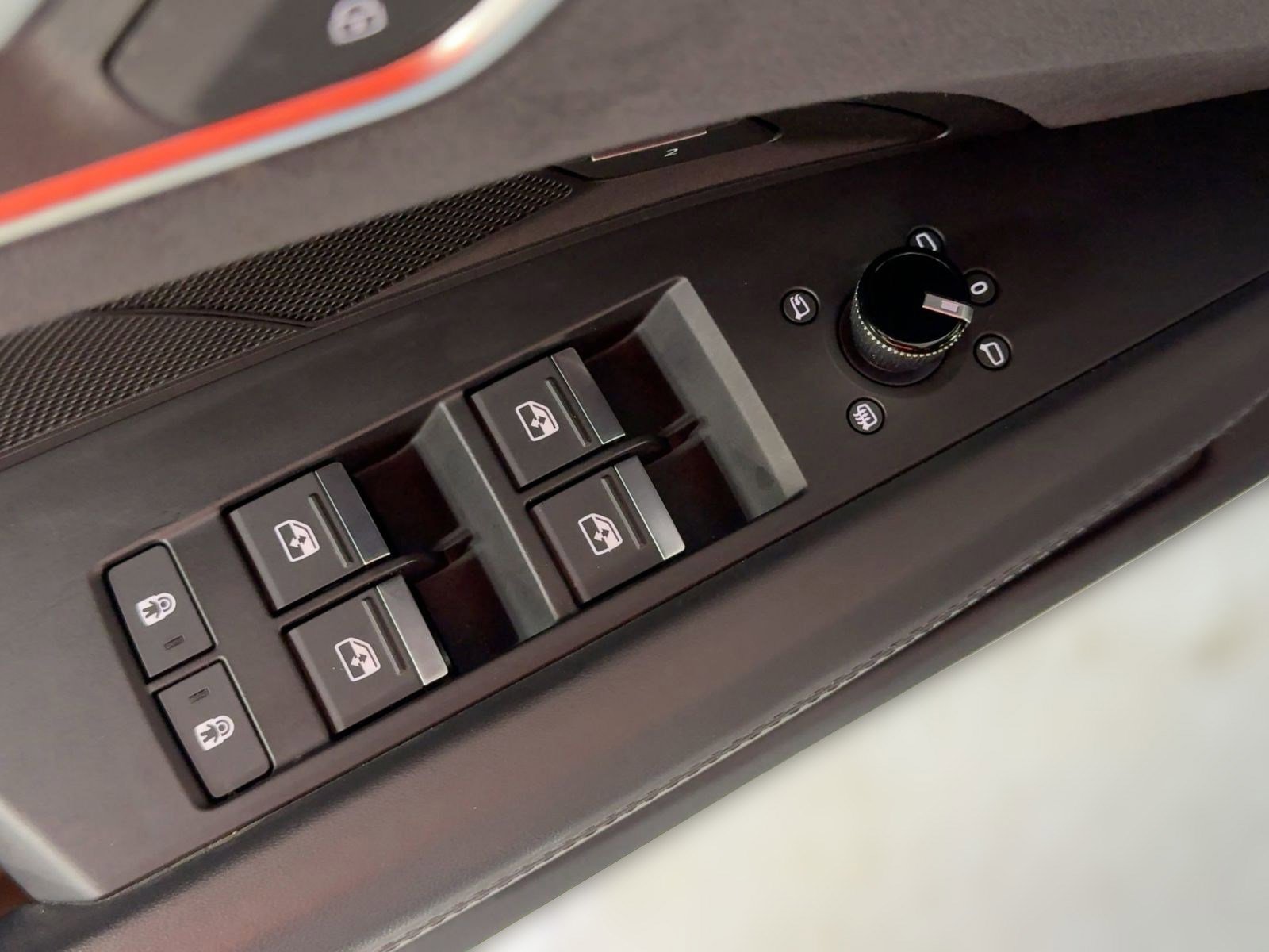 Certified 2023 Audi RS e-tron GT w/ Carbon Performance Package image 13