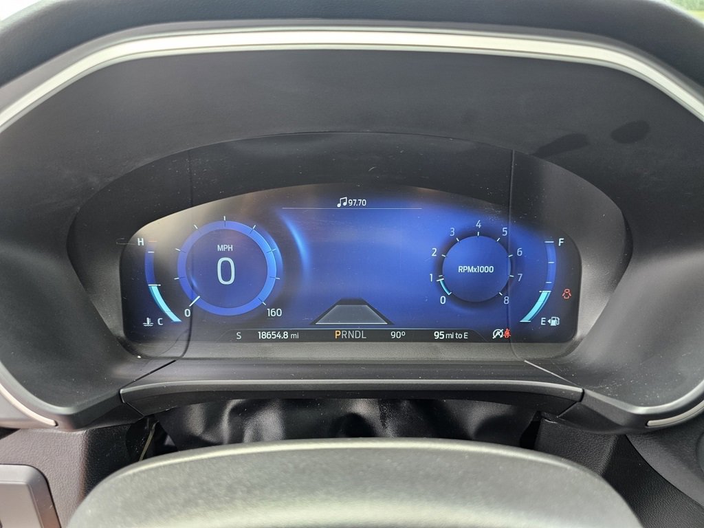 Used 2022 Ford Escape SEL w/ Technology Package image 15