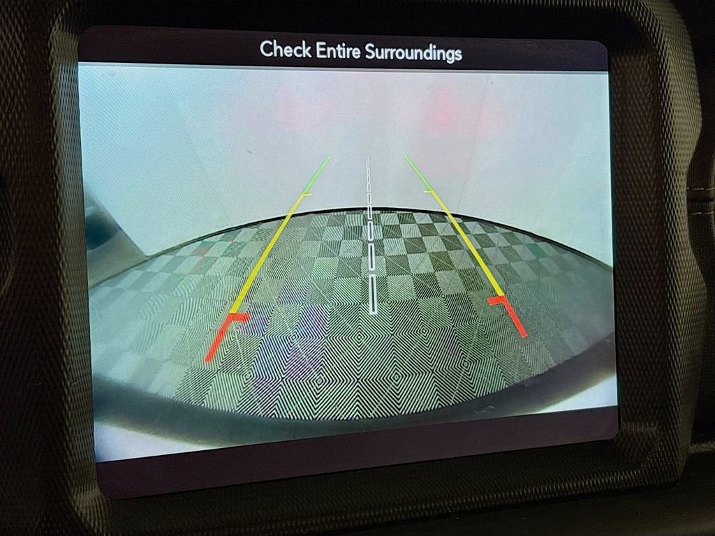 Used 2019 Jeep Wrangler Unlimited Sahara image 18