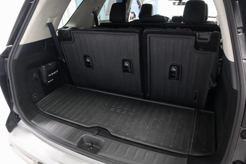 Certified 2024 Nissan Pathfinder SL w/ Cargo Package AWD/4WD image 14