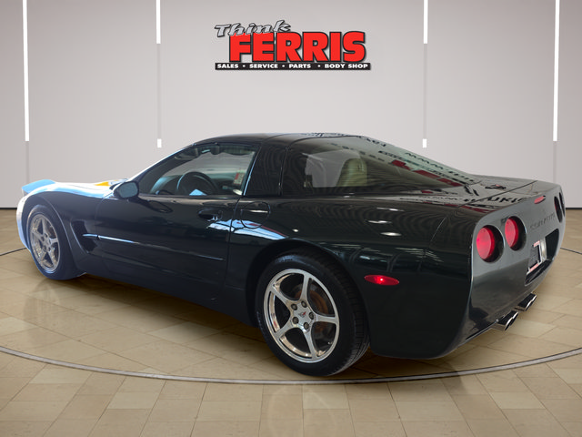 Used 2000 Chevrolet Corvette Coupe w/ Memory Pkg RWD image 3