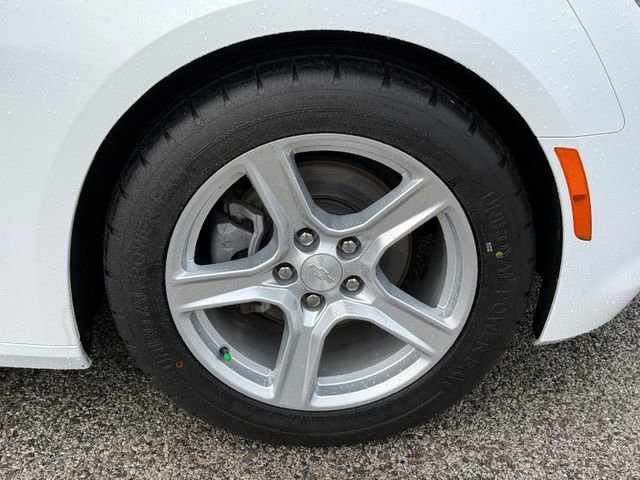 Used 2023 Chevrolet Camaro LT image 7