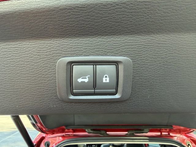 Used 2023 Mitsubishi Outlander SE image 37